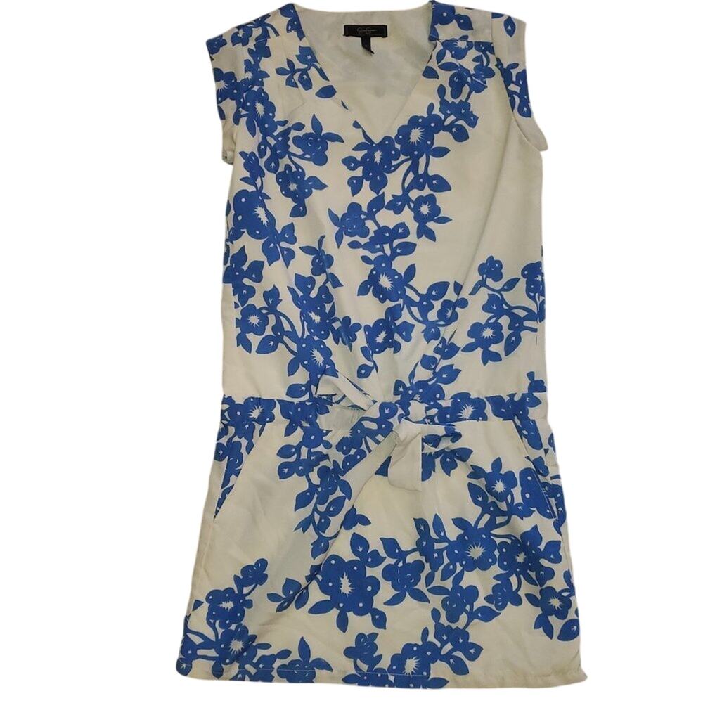 Jessica Simpson V neck Tie waist with side pockets Small